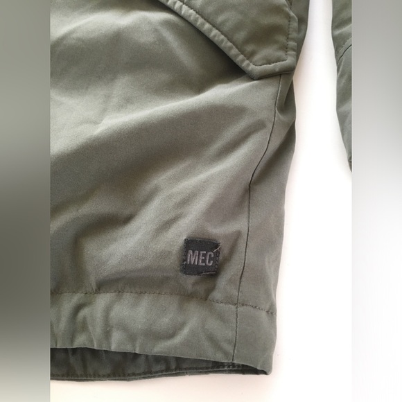 MEC winter jacket - Picture 10 of 12